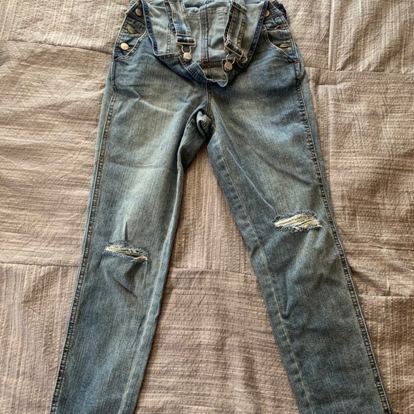 Overalls - Picture 3 of 5